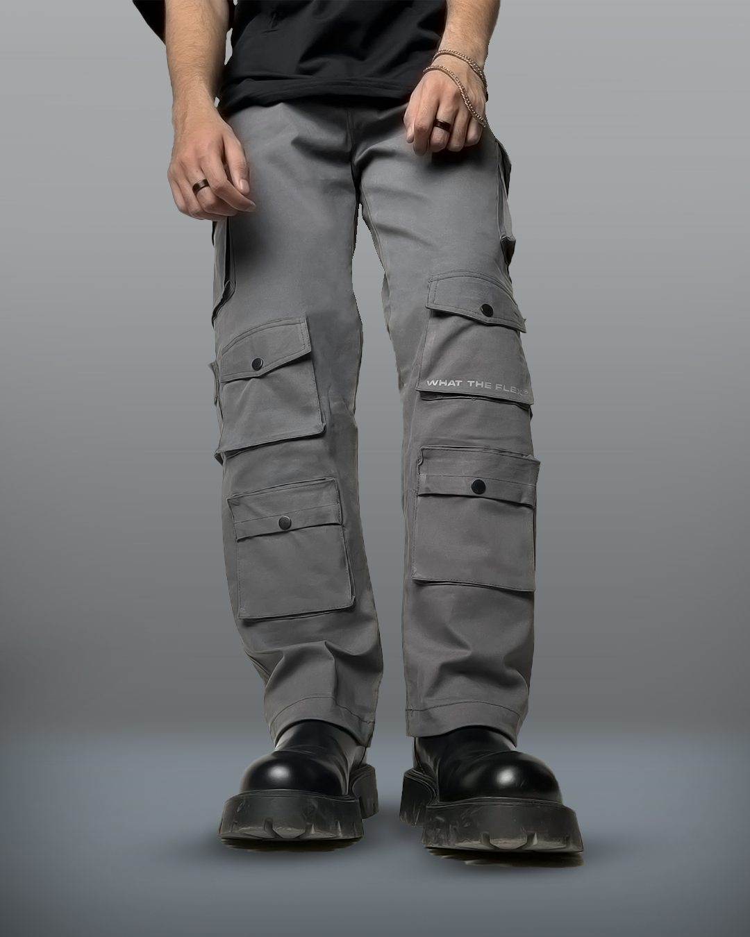 cargo, pants, relaxed, comfortable, pockets, grey