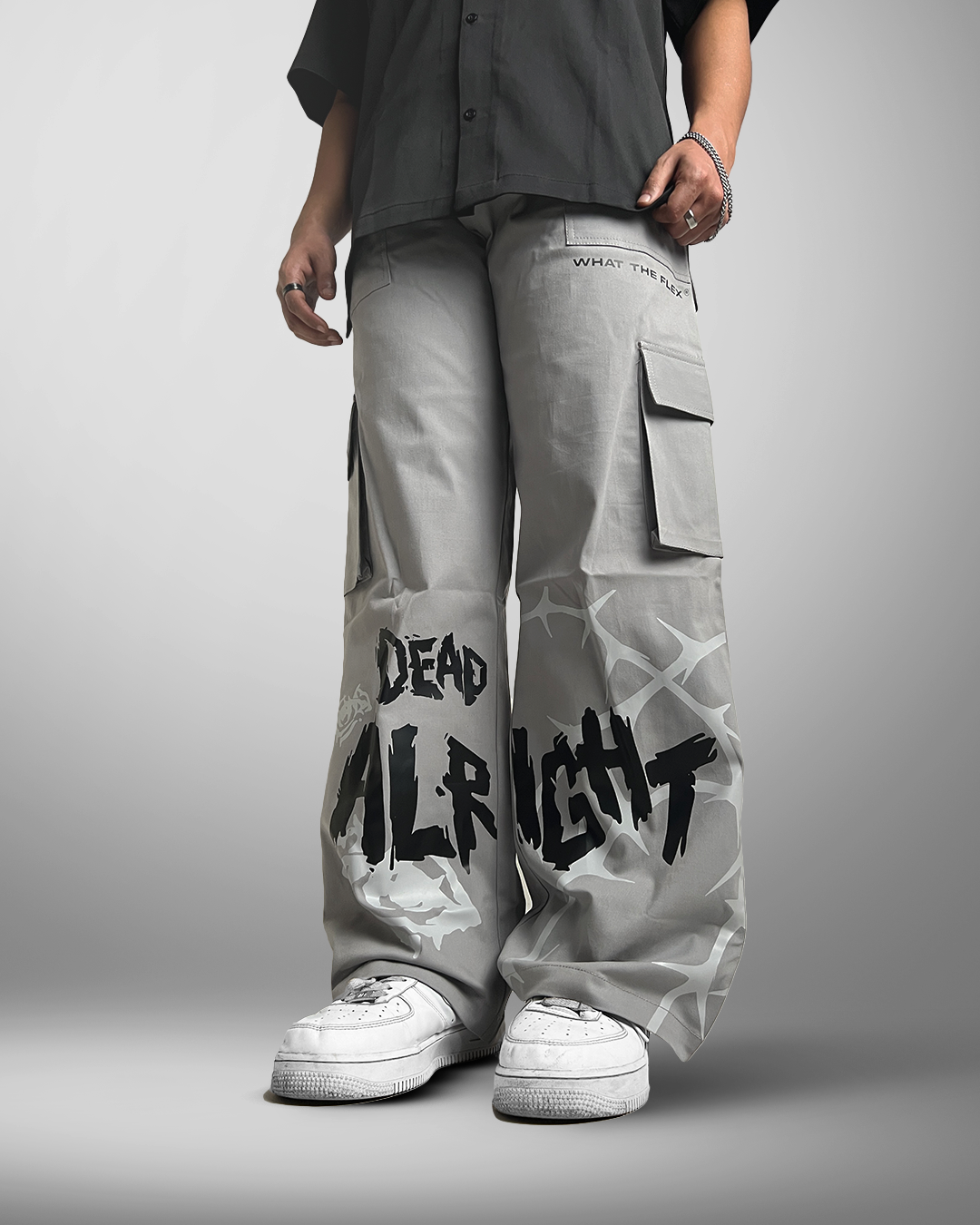 cargo, pants, relaxed, comfortable, pockets, design, grey